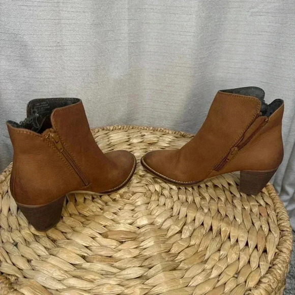 Steve Madden Whysper Leather Anke Boots Cognac Size 7. - Picture 7 of 11